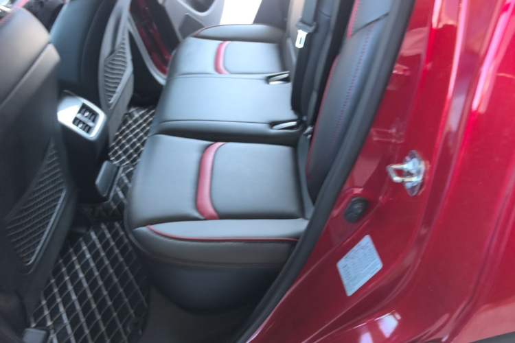 Used CHANGAN CS55 2017 1.5T Automatic Showoff Model Left Rear Seat