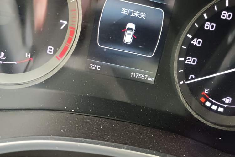 Used CHANGAN CS55 2017 1.5T Automatic Colorful Edition Odometer Close Up