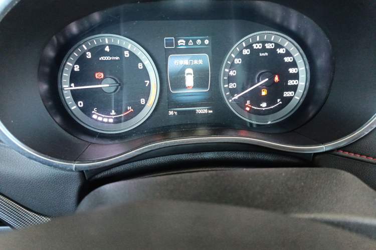Used CHANGAN CS55 2017 1.5T Manual Xuan Dong Model Odometer Close Up