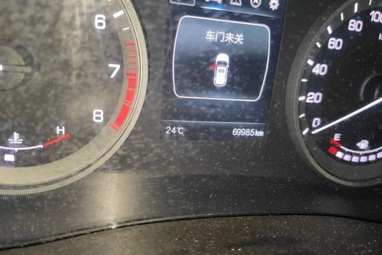 Used CHANGAN CS55 2017 1.5T Automatic Colorful Edition Odometer Close Up