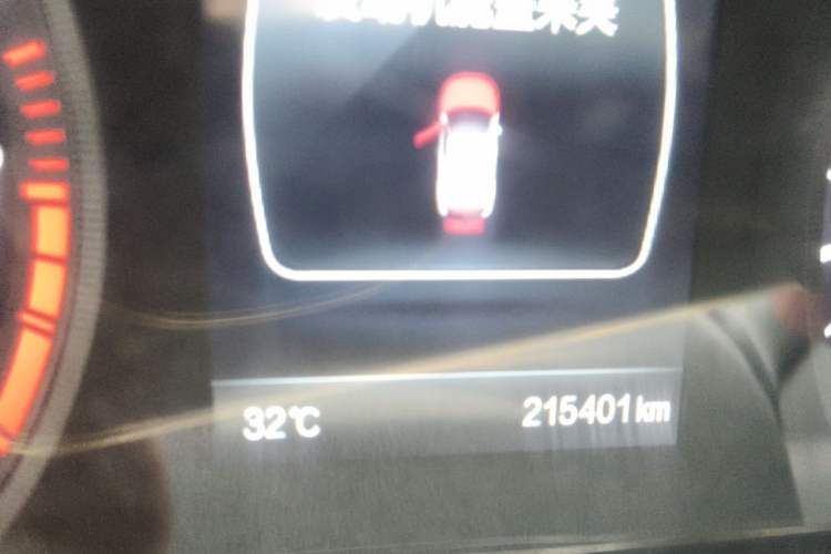 Used CHANGAN CS55 2017 1.5T Manual Colorful Edition Odometer Close Up