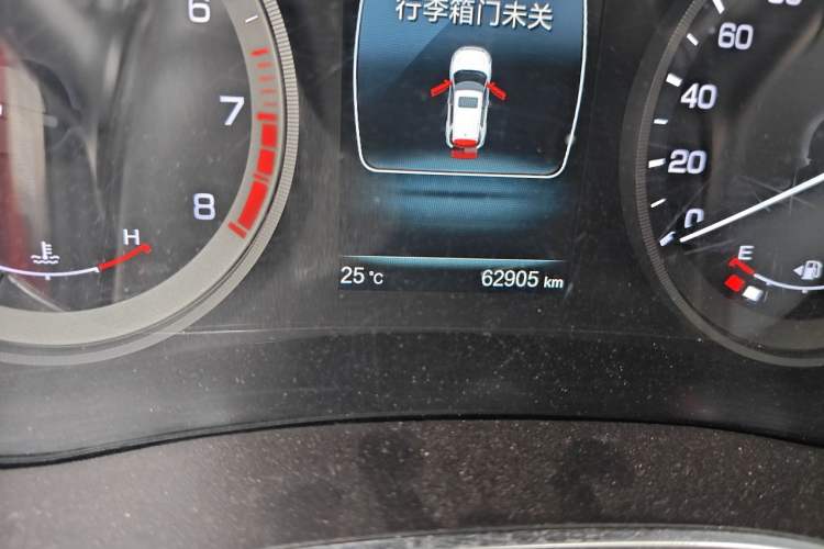 Used CHANGAN CS55 2017 1.5T Manual Xuan Dong Model Odometer Close Up