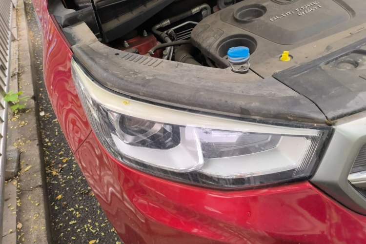 Used CHANGAN CS55 2017 1.5T Automatic Colorful Edition Right Front Headlight