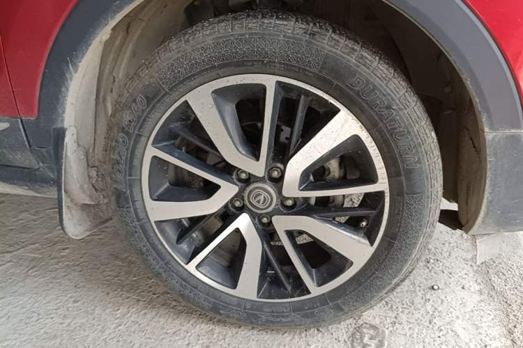 Used CHANGAN CS55 2017 1.5T Manual Xuan Dong Model Right Front Wheel Hub