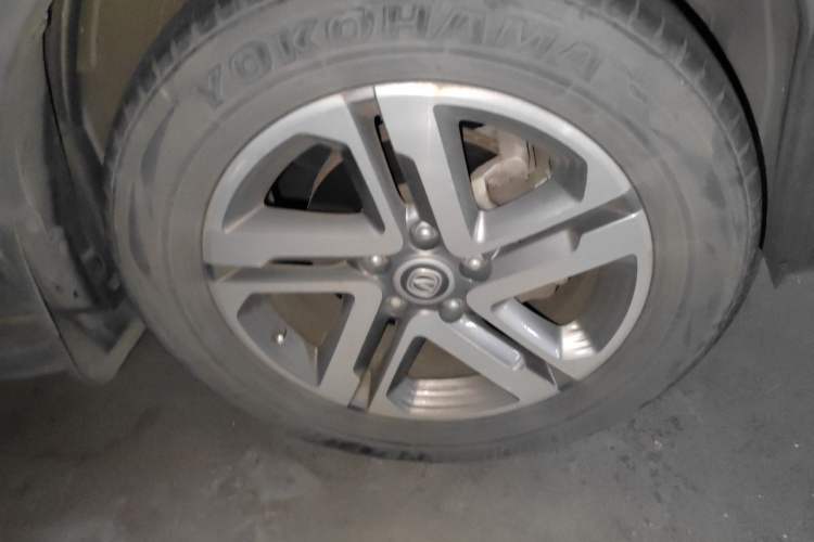 Used CHANGAN CS55 2017 1.5T Automatic Colorful Edition Right Front Wheel Hub