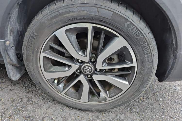 Used CHANGAN CS55 2017 1.5T Automatic Xuan Dong Model Right Front Wheel Hub