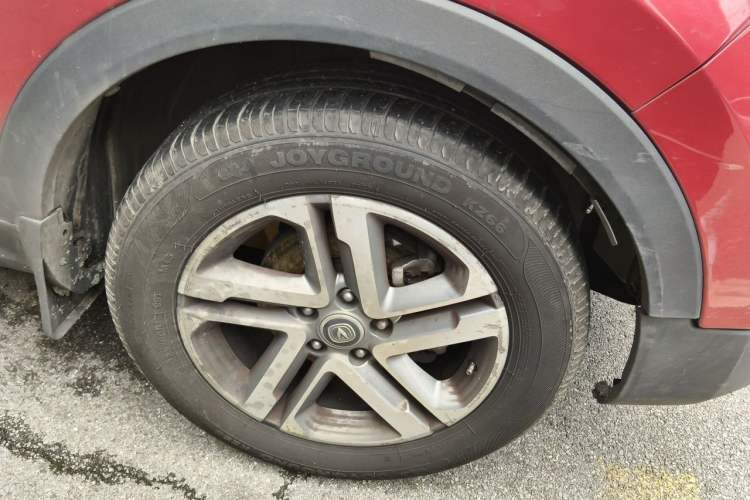 Used CHANGAN CS55 2017 1.5T Manual Colorful Edition Right Front Wheel Hub