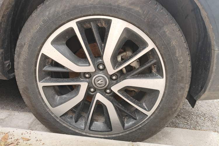 Used CHANGAN CS55 2017 1.5T Manual Xuan Dong Model Right Front Wheel Hub