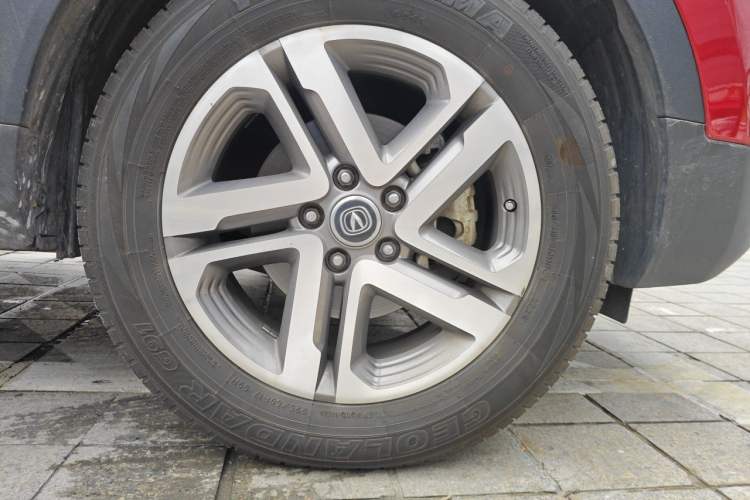 Used CHANGAN CS55 2017 1.5T Automatic Colorful Edition Right Front Wheel Hub