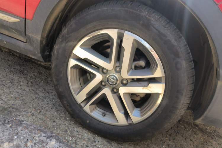 Used CHANGAN CS55 2017 1.5T Automatic Colorful Edition Right Front Wheel Hub