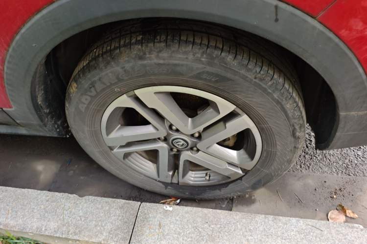 Used CHANGAN CS55 2017 1.5T Automatic Colorful Edition Right Front Wheel Hub