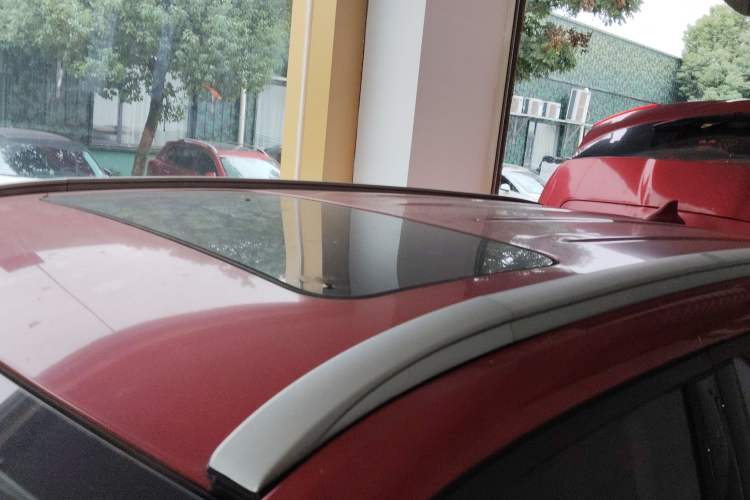 Used CHANGAN CS55 2017 1.5T Manual Colorful Edition Roof