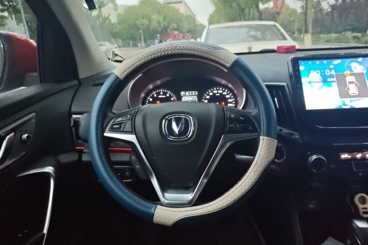 Used CHANGAN CS55 2017 1.5T Automatic Colorful Edition Steering Wheel