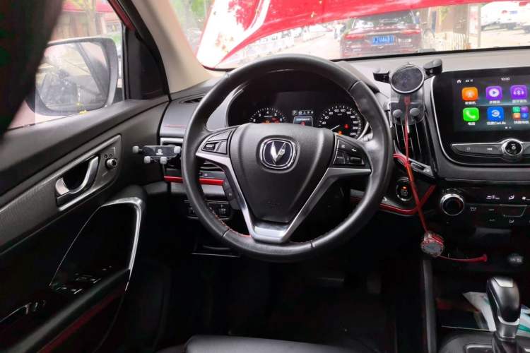 Used CHANGAN CS55 2017 1.5T Automatic Colorful Edition Steering Wheel