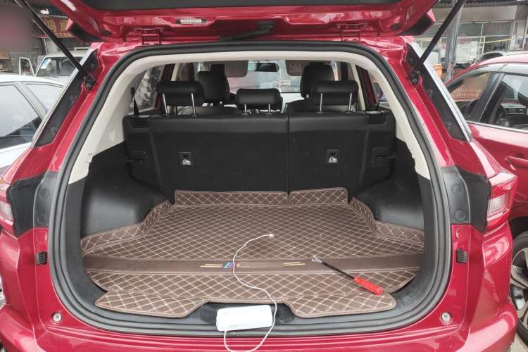 Used CHANGAN CS55 2017 1.5T Automatic Colorful Edition Trunk