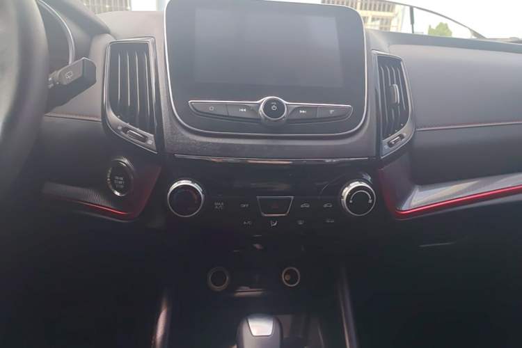 Used CHANGAN CS55 2017 1.5T Automatic Colorful Edition Audio And AC Panel