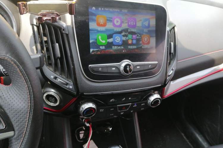 Used CHANGAN CS55 2017 1.5T Automatic Colorful Edition Audio And AC Panel