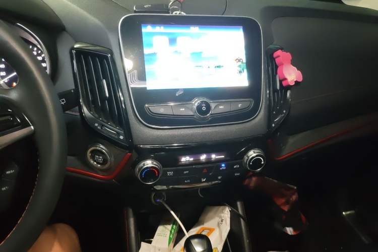 Used CHANGAN CS55 2017 1.5T Automatic Colorful Edition Audio And AC Panel