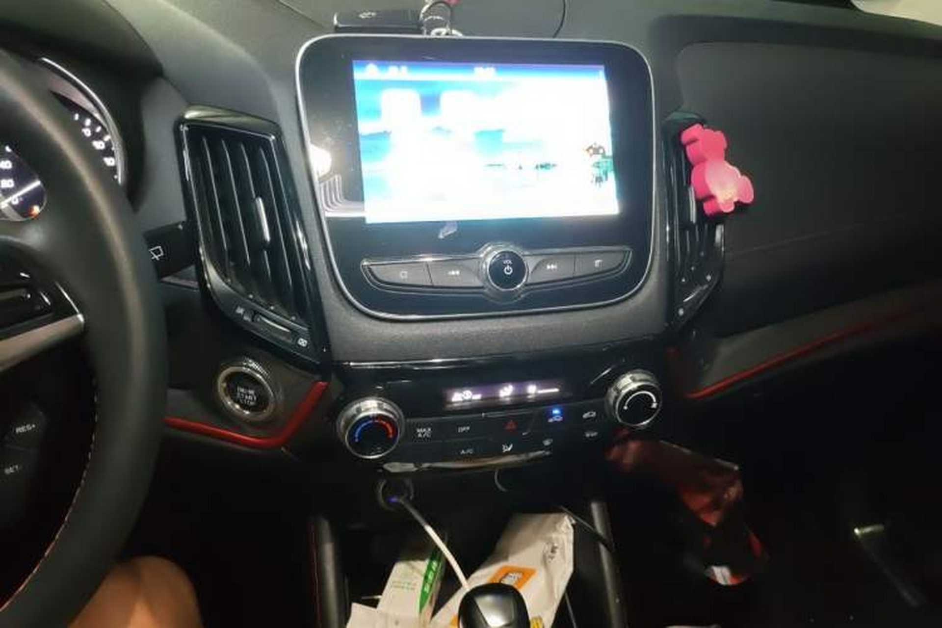 Used CHANGAN CS55 2017 1.5T Automatic Colorful Edition Audio And AC Panel