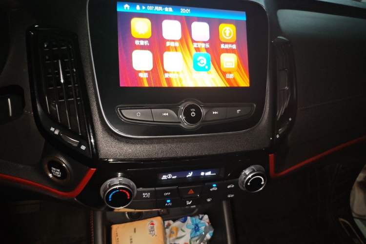 Used CHANGAN CS55 2017 1.5T Automatic Colorful Edition Audio And AC Panel