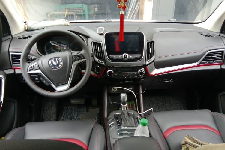 Used CHANGAN CS55 2017 1.5T Automatic Xuan Dong Model Center Console
