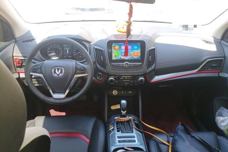 Used CHANGAN CS55 2017 1.5T Automatic Xuan Dong Model Center Console