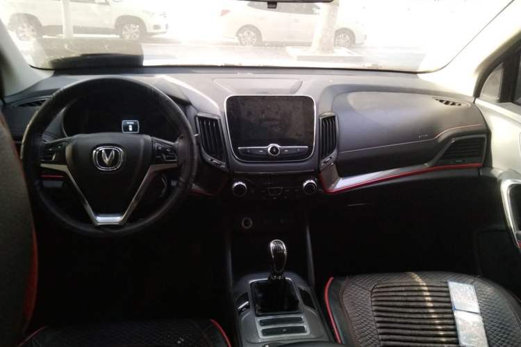 Used CHANGAN CS55 2017 1.5T Manual Colorful Edition Center Console
