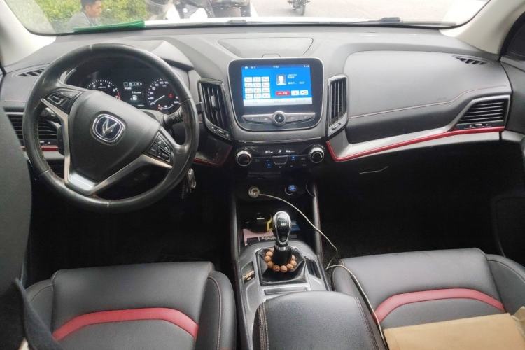 Used CHANGAN CS55 2017 1.5T Manual Colorful Edition Center Console