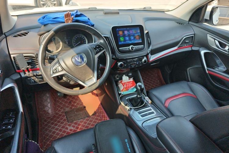 Used CHANGAN CS55 2017 1.5T Manual Colorful Edition Center Console