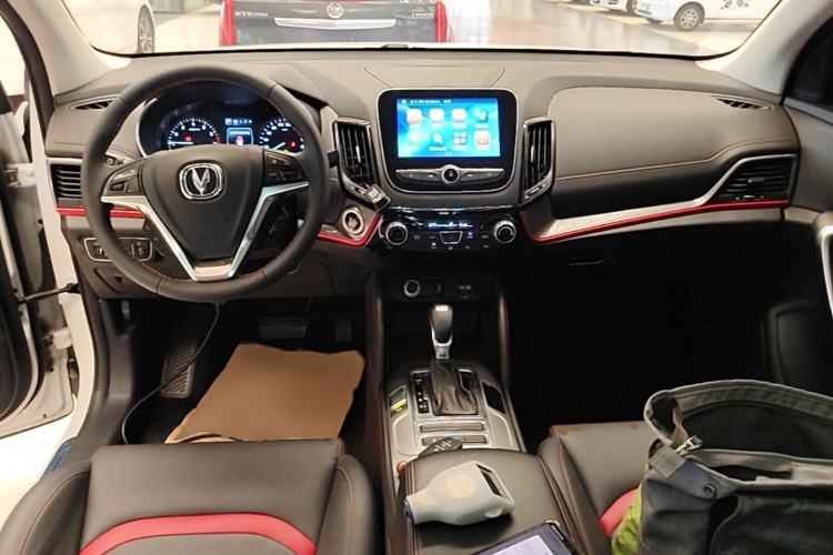 Used CHANGAN CS55 2017 1.5T Automatic Xuan Dong Model Center Console