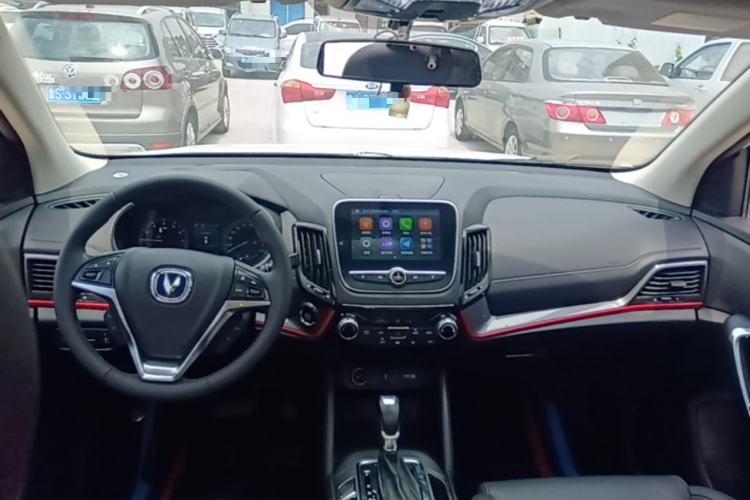 Used CHANGAN CS55 2017 1.5T Automatic Colorful Edition Center Console
