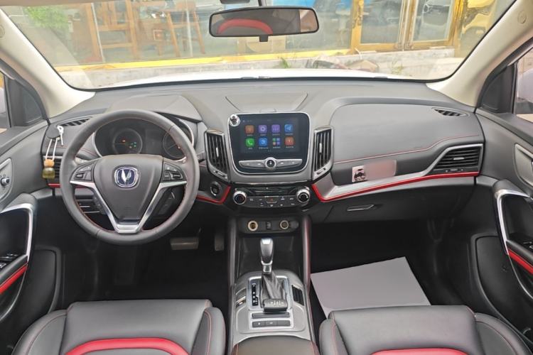Used CHANGAN CS55 2017 1.5T Automatic Xuan Dong Model Center Console