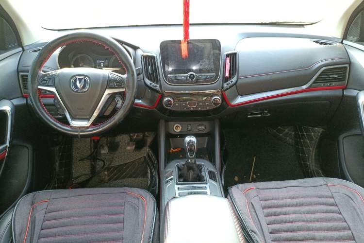 Used CHANGAN CS55 2017 1.5T Manual Colorful Edition Center Console