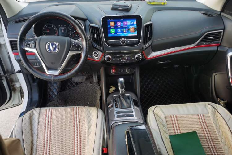 Used CHANGAN CS55 2017 1.5T Automatic Colorful Edition Center Console