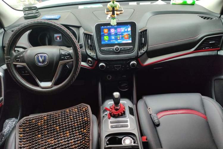 Used CHANGAN CS55 2017 1.5T Automatic Xuan Dong Model Center Console