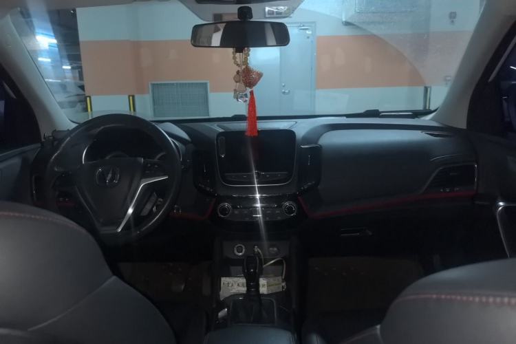 Used CHANGAN CS55 2017 1.5T Manual Colorful Edition Center Console