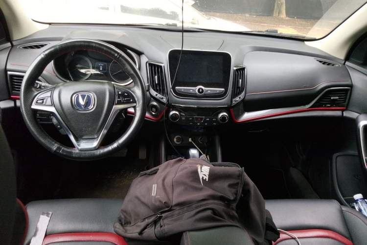 Used CHANGAN CS55 2017 1.5T Automatic Colorful Edition Center Console