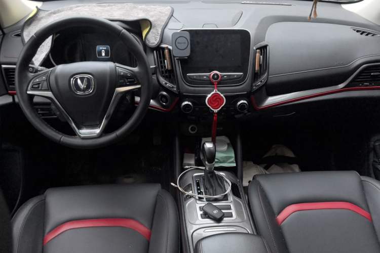 Used CHANGAN CS55 2017 1.5T Automatic Xuan Dong Model Center Console