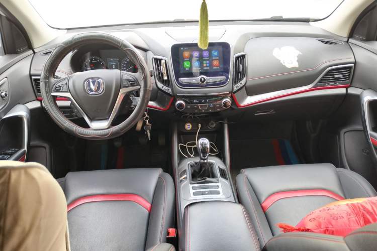 Used CHANGAN CS55 2017 1.5T Manual Colorful Edition Center Console