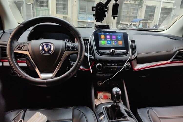 Used CHANGAN CS55 2017 1.5T Manual Colorful Edition Center Console