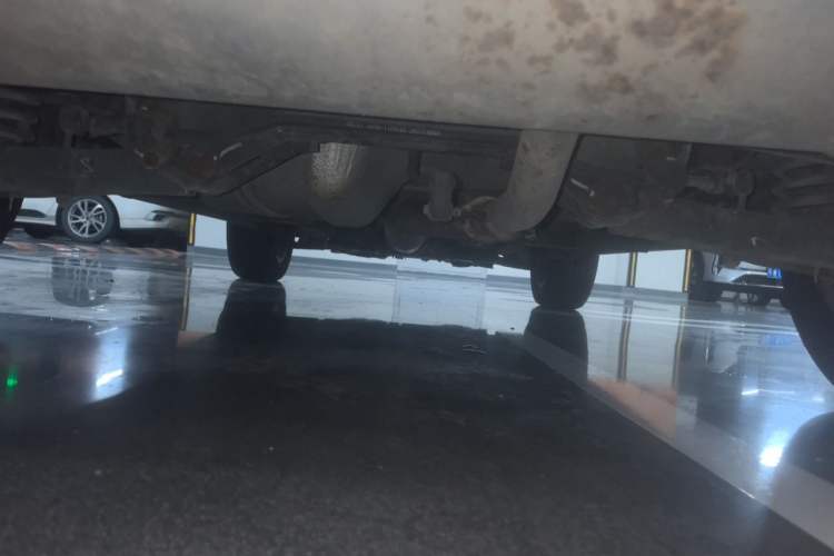 Used CHANGAN CS55 2017 1.5T Manual Colorful Edition Chassis Rear