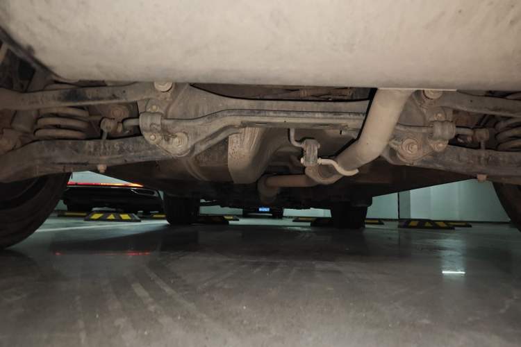 Used CHANGAN CS55 2017 1.5T Manual Colorful Edition Chassis Rear