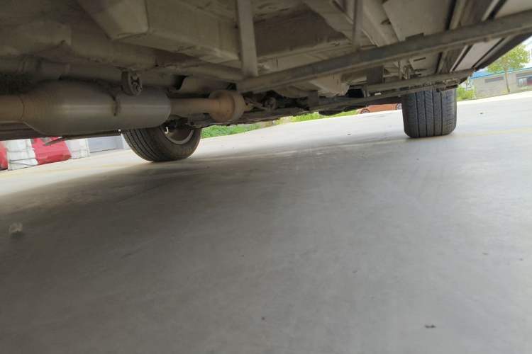 Used CHANGAN CS55 2017 1.5T Manual Colorful Edition Chassis Rear Right