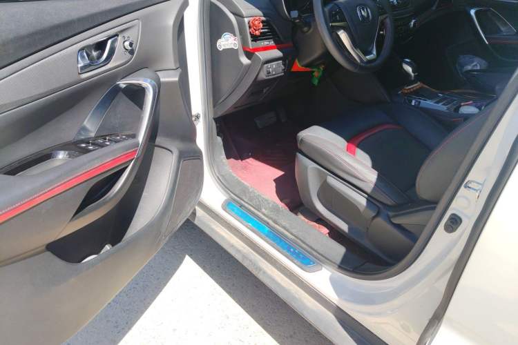 Used CHANGAN CS55 2017 1.5T Automatic Xuan Dong Model Driver Seat