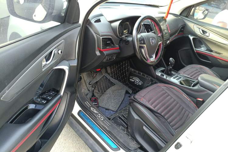 Used CHANGAN CS55 2017 1.5T Manual Colorful Edition Driver Seat