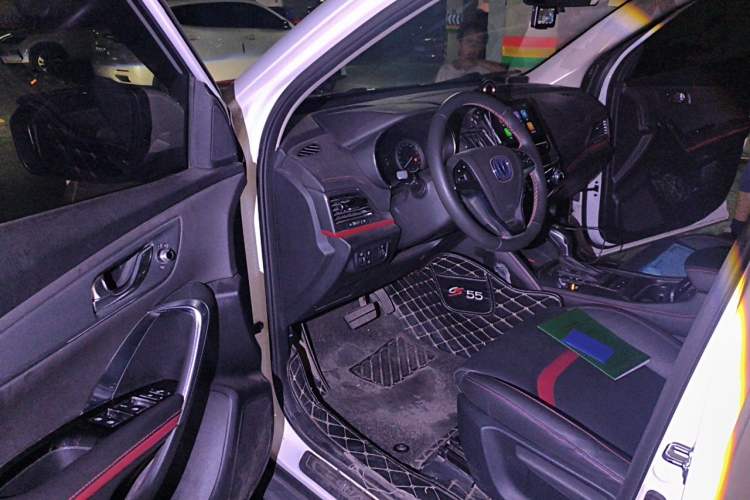 Used CHANGAN CS55 2017 1.5T Automatic Xuan Dong Model Driver Seat