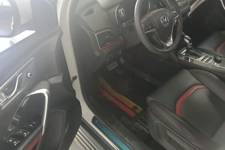 Used CHANGAN CS55 2017 1.5T Automatic Xuan Dong Model Driver Seat