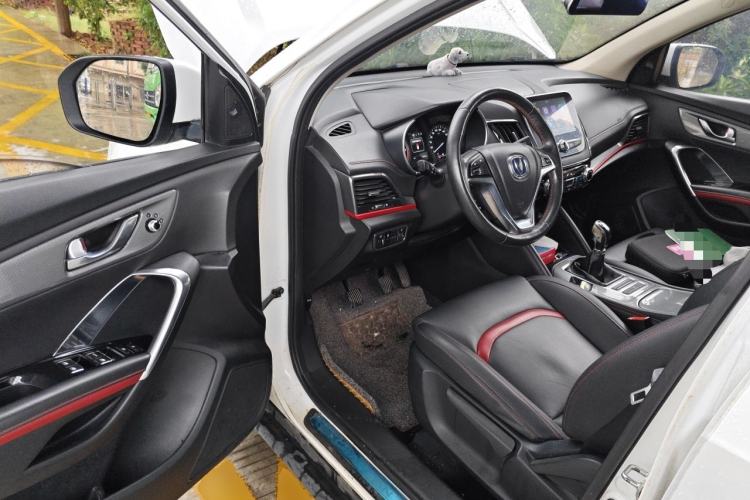 Used CHANGAN CS55 2017 1.5T Manual Colorful Edition Driver Seat