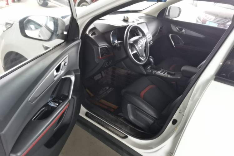 Used CHANGAN CS55 2017 1.5T Automatic Colorful Edition Driver Seat