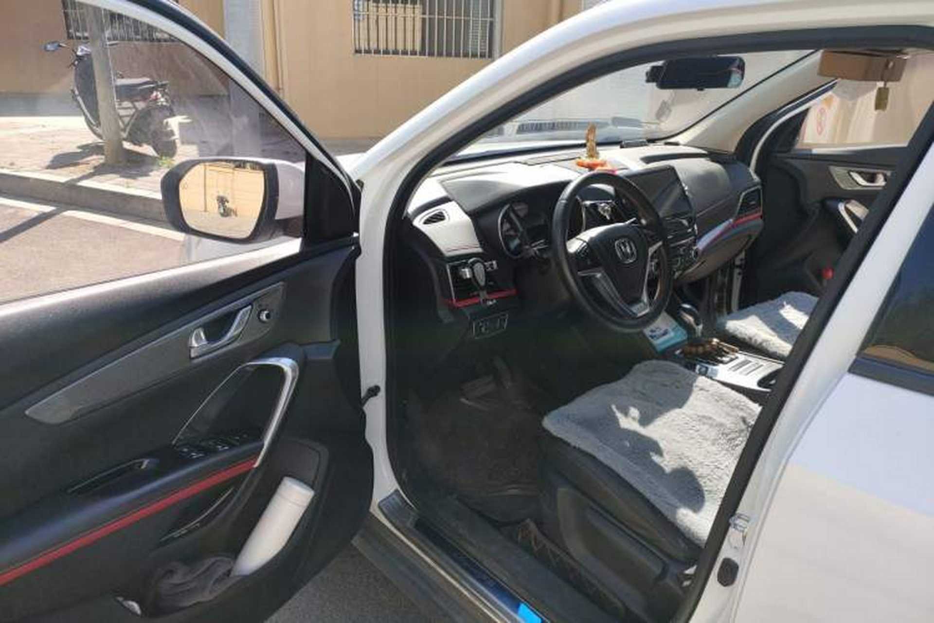 Used CHANGAN CS55 2017 1.5T Automatic Colorful Edition Driver Seat